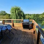 Familial Avec Piscine Privative Chauffee, Terrasse Sur Le Loir Et Proche Du Zoo De - Fr-1-410-329 펜션 라플레슈