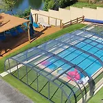 Familial Avec Piscine Privative Chauffee, Terrasse Sur Le Loir Et Proche Du Zoo De - Fr-1-410-329 펜션 *