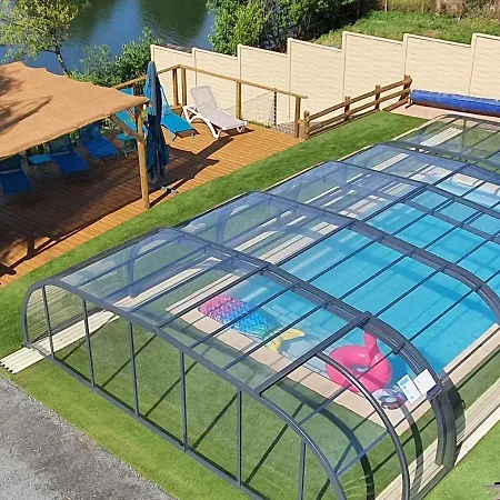 Familial Avec Piscine Privative Chauffee, Terrasse Sur Le Loir Et Proche Du Zoo De - Fr-1-410-329 Vakantiehuis *