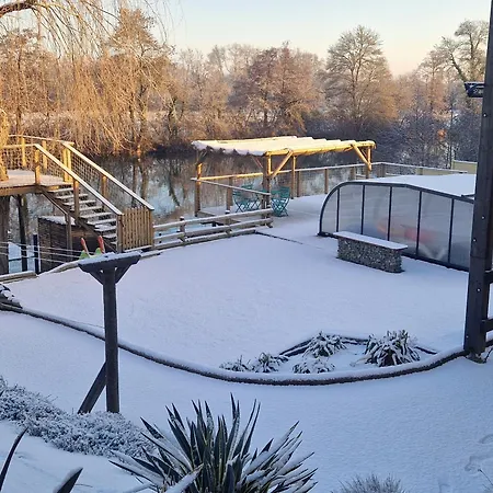 Familial Avec Piscine Privative Chauffee, Terrasse Sur Le Loir Et Proche Du Zoo De - Fr-1-410-329 בית נופש La Flèche