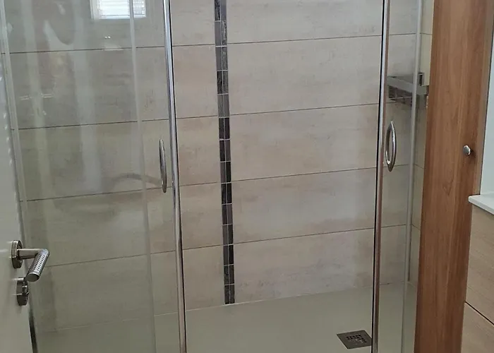 Familial Avec Piscine Privative Chauffee, Terrasse Sur Le Loir Et Proche Du Zoo De - Fr-1-410-329