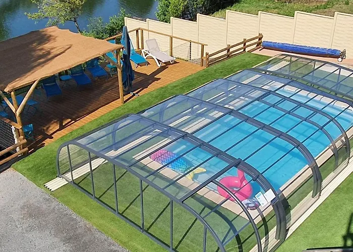 Familial Avec Piscine Privative Chauffee, Terrasse Sur Le Loir Et Proche Du Zoo De - Fr-1-410-329 בית נופש *